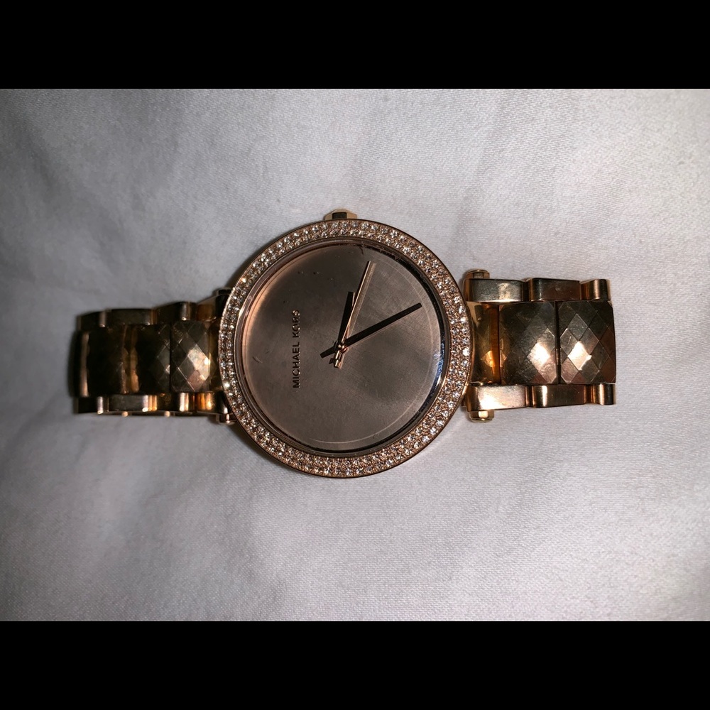 Michael Kors rose gold watch